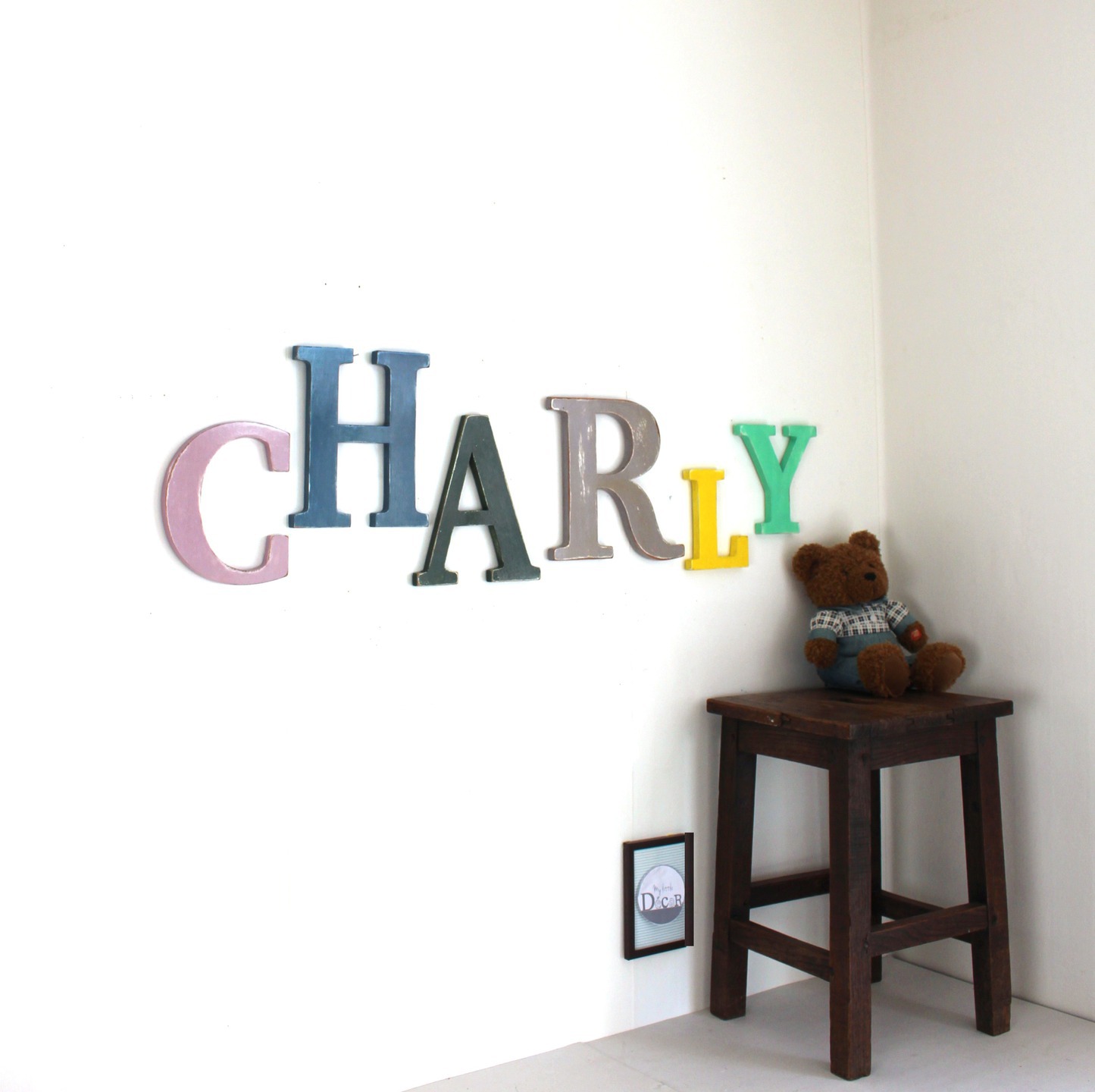 Lettres en bois CHARLY. Prénom géant. mylittledecor.fr