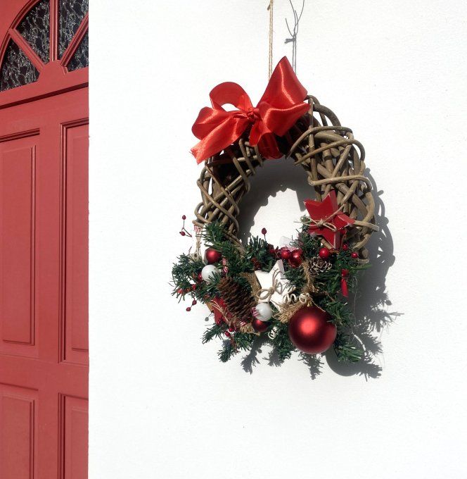 Couronne de l'avent en bois.