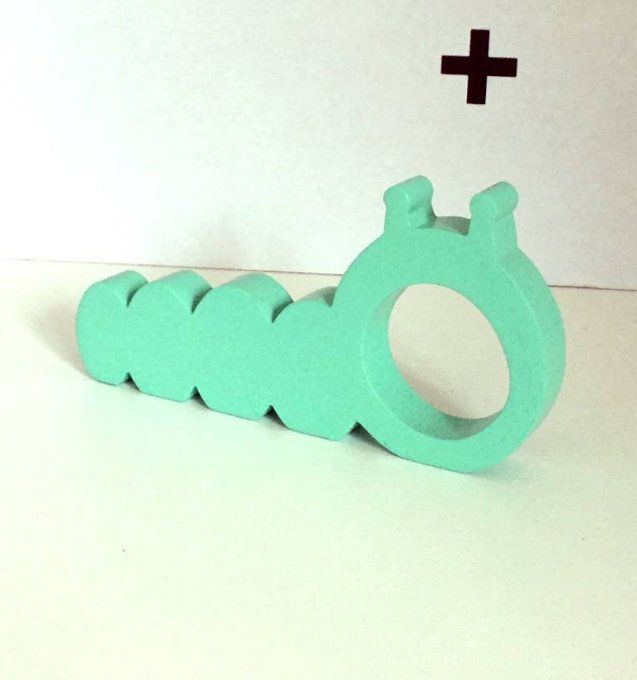 Rond de serviette en bois  chenille vert menthe.