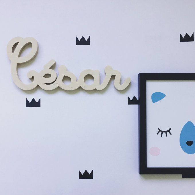 Prénom en bois César.