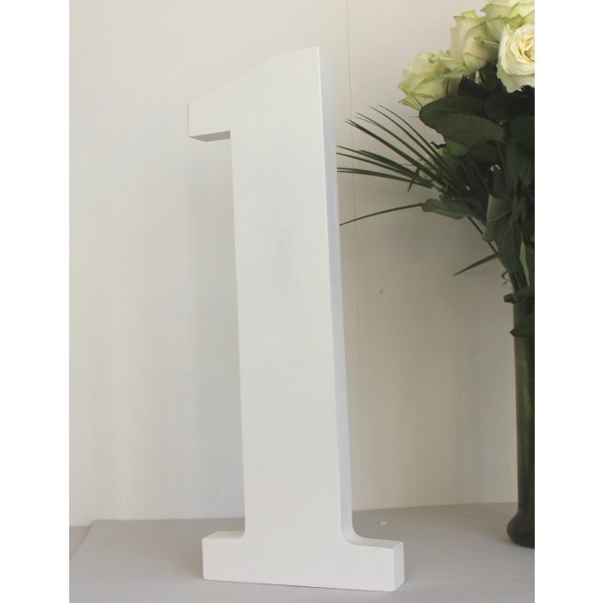 Grande lettre  L minuscule à poser de 51 cm de hauteur et 3,5 cm d'épaisseur.