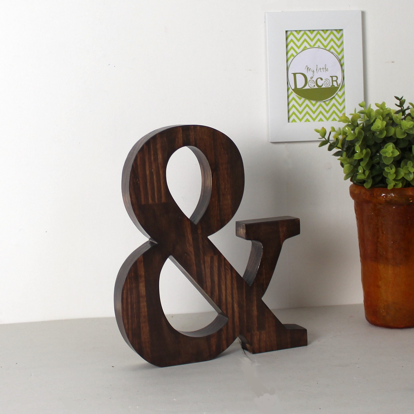 grosse lettre en bois