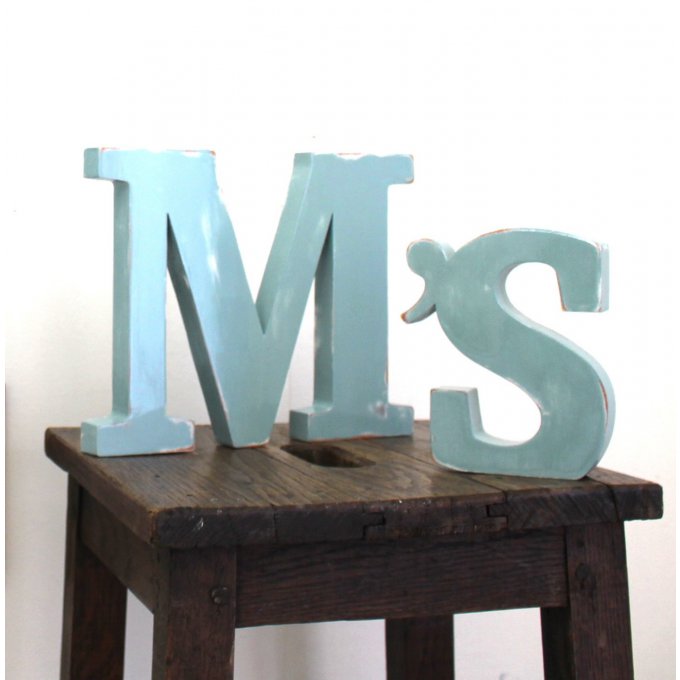 Lettres en bois M & M 's .(Couleur personnalisable)