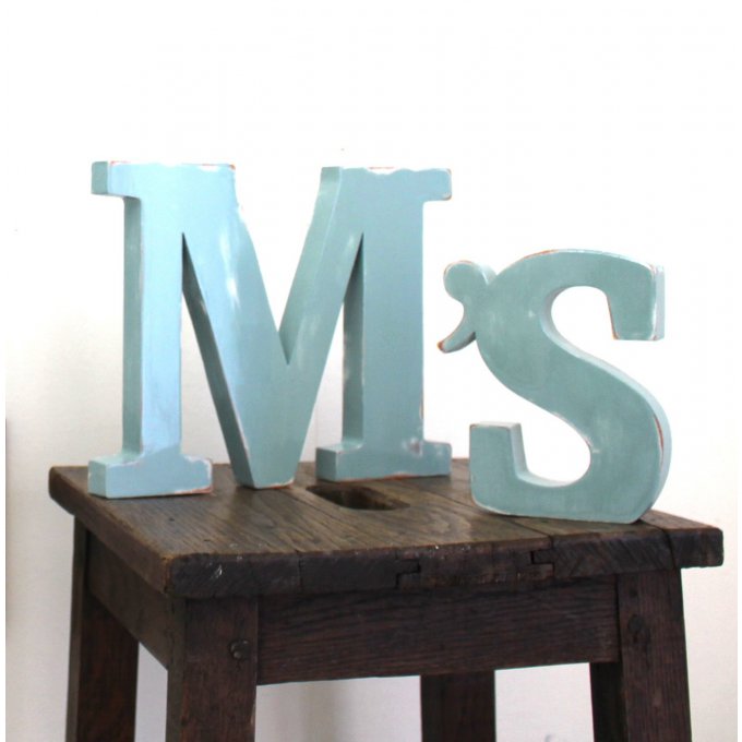 Lettres en bois "M 's" à poser, couleur personnalisable.