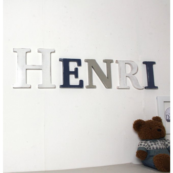 Lettres en bois Henri tons blanc,bleu,taupe.