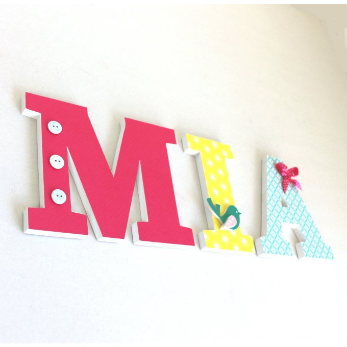 Lettres en bois Mia personnalisées rose, jaune, bleu -  prénom Mia - naissance - cadeau noël - mylit