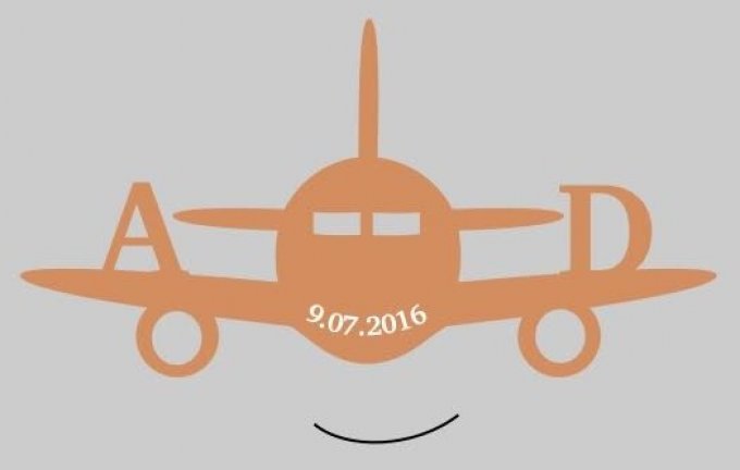 Réservé: avion personnalisé.