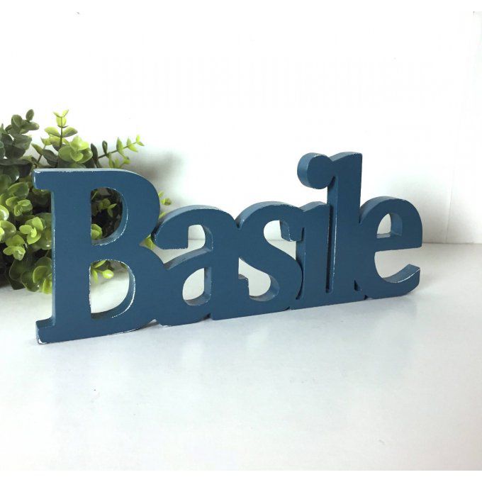 Prénom en bois Basile couleur personnalisable. 