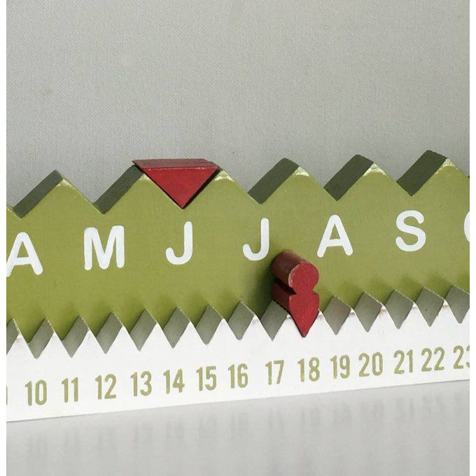 Calendrier perpétuel en bois avec couleur personnalisable.