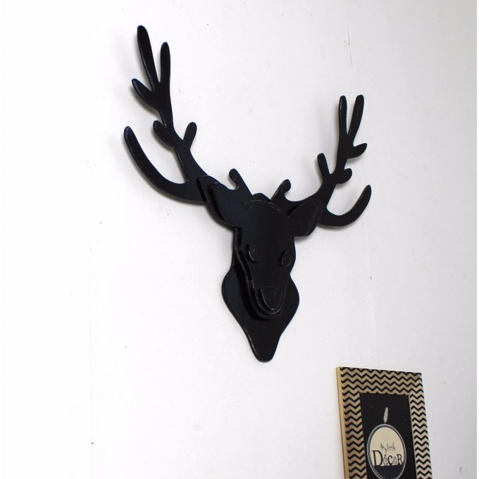 Trophée tête de cerf en bois  (couleur personnalisable ).