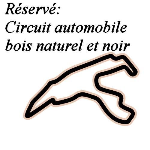 Réservé: circuit automobile.