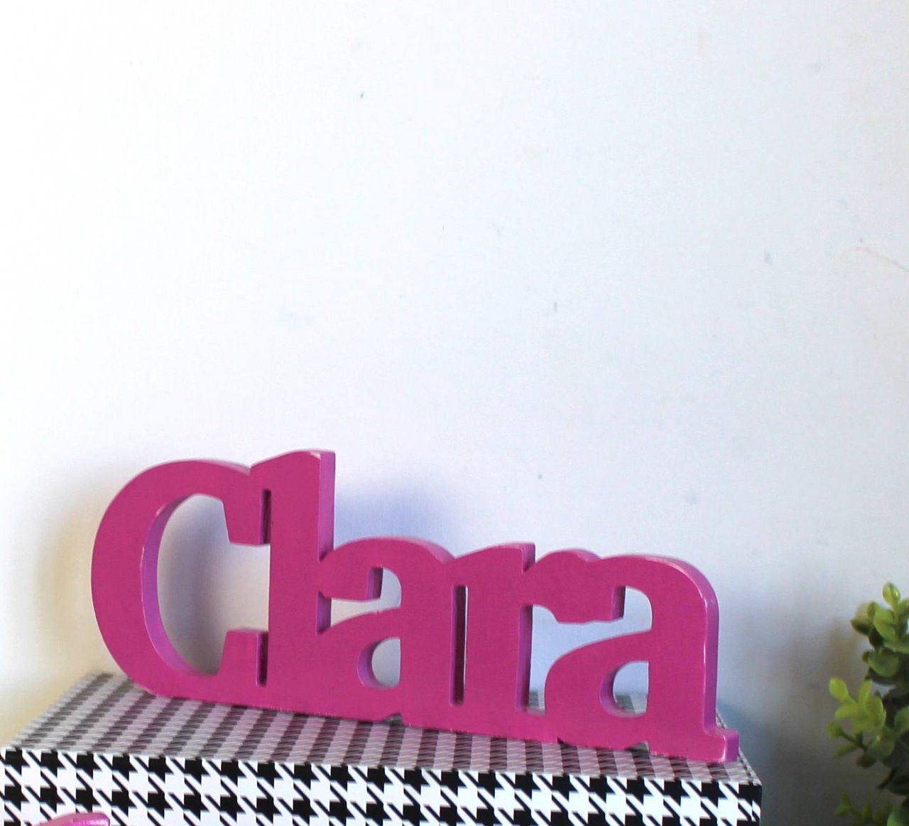 Prénom en bois Clara couleur personnalisable. 
