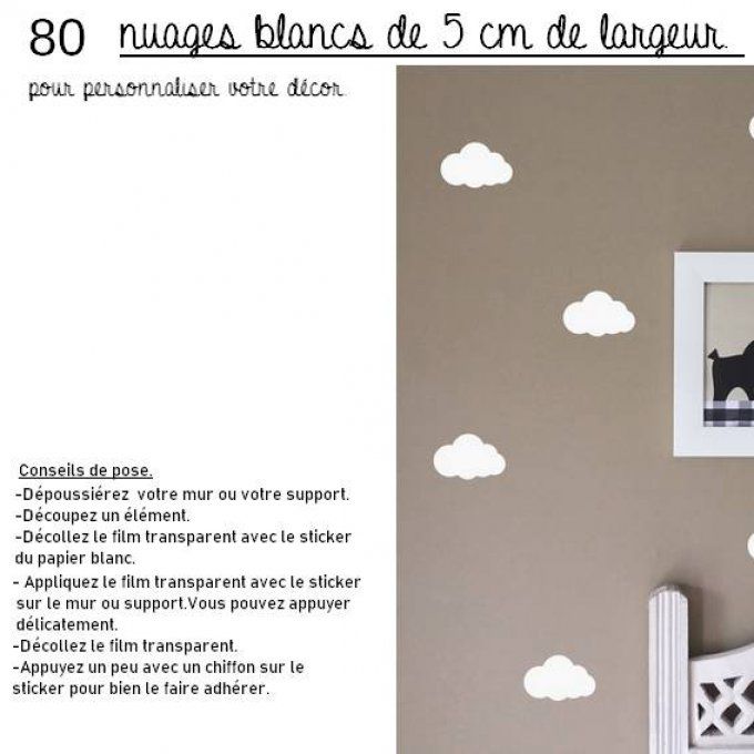 Lot de 80 stickers nuages blancs de 5 cm de largeur. 