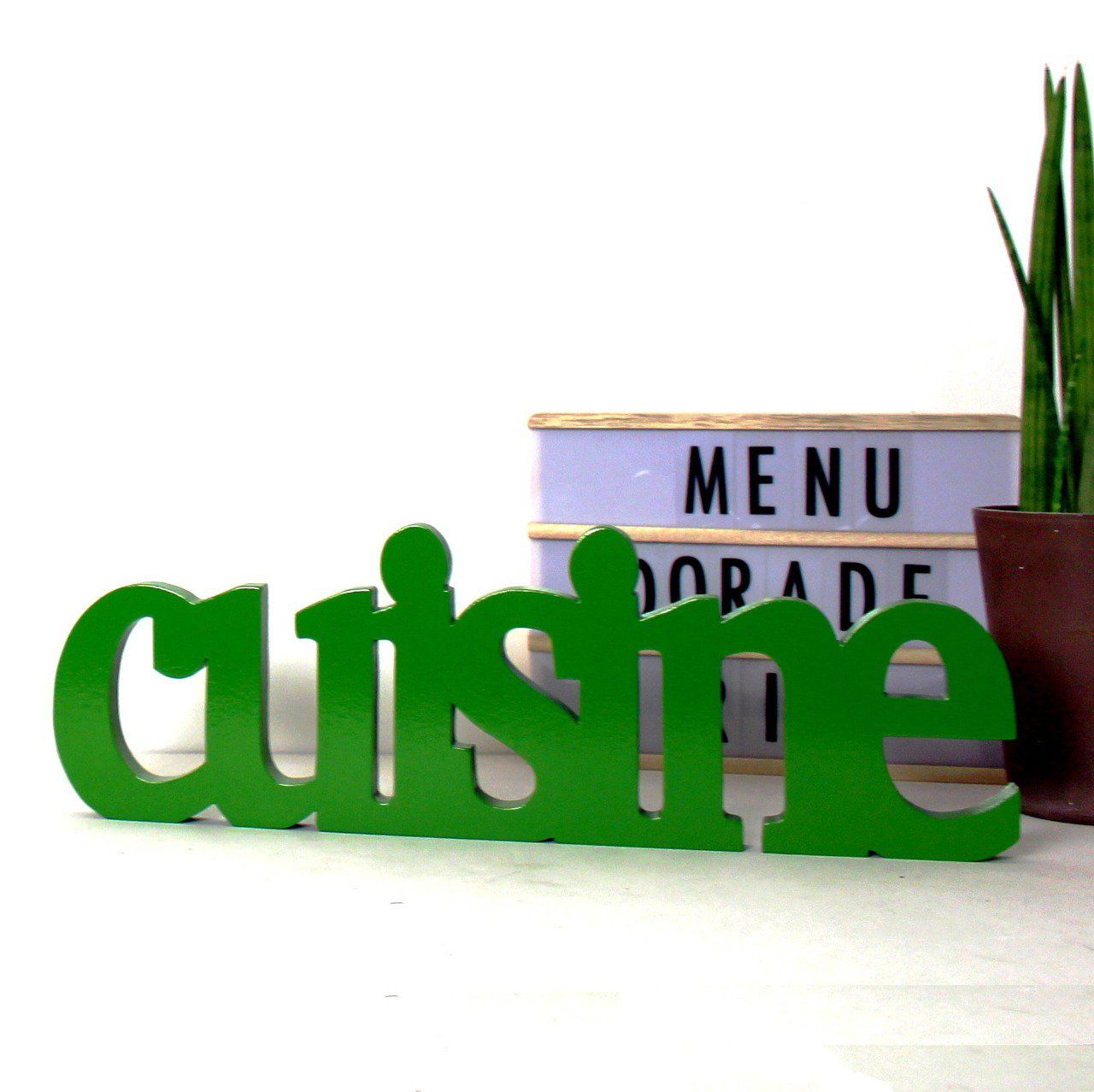 Mot "Cuisine" à poser.(couleur personnalisable). 