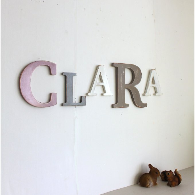 Grand prénom Clara vieux rose, gris, blanc , taupe.