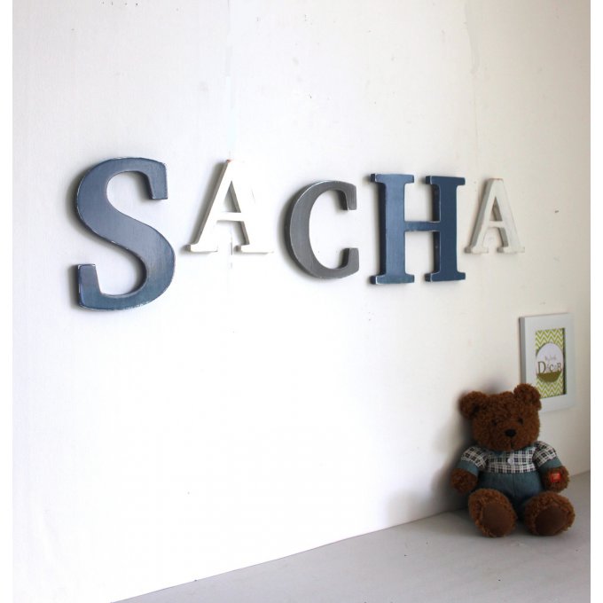 Grand prénom SACHA  bleu ardoise , gris et blanc patiné.