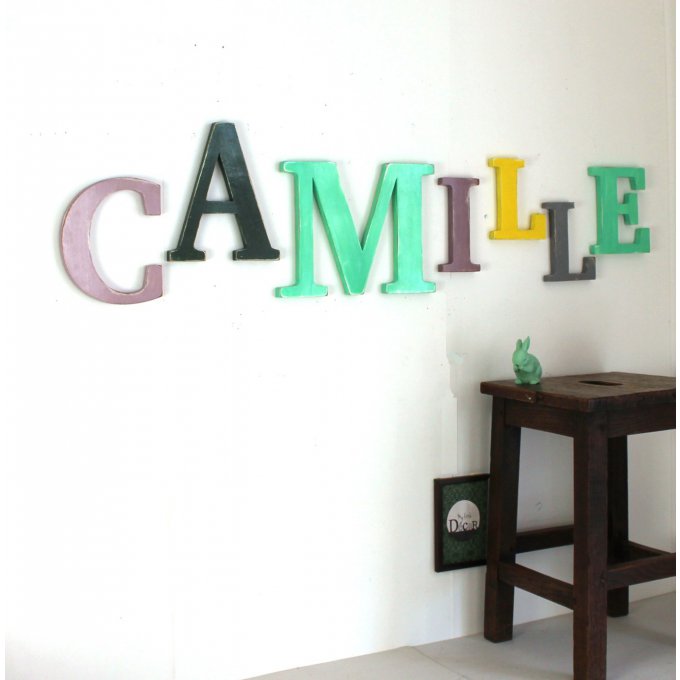 Lettres décoratives "CAMILLE"  personnalisées.