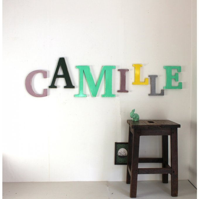 Lettres décoratives "CAMILLE"  personnalisées.