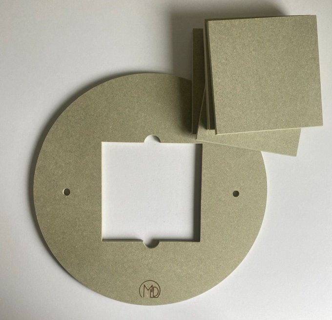 Kit rondeau de poterie en bois  percé de 35 cm de diamètre avec 10 inserts de 14,95x14,95 cm 