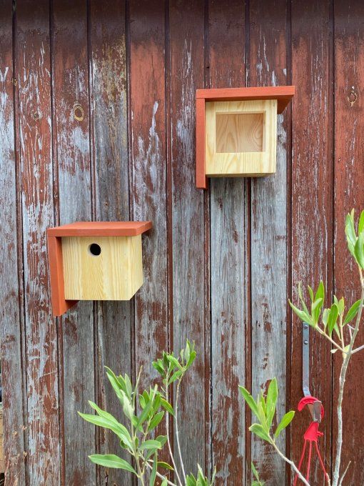 Nichoir en bois.