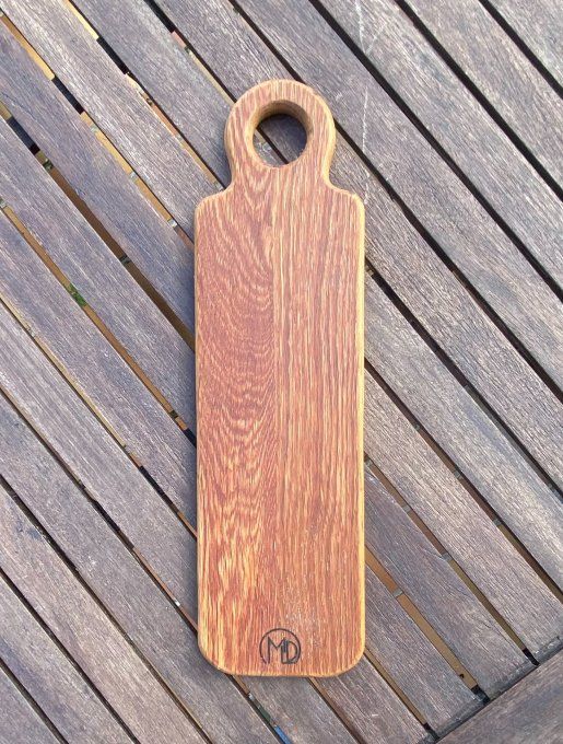 Planche  à découper en chêne recyclé.  