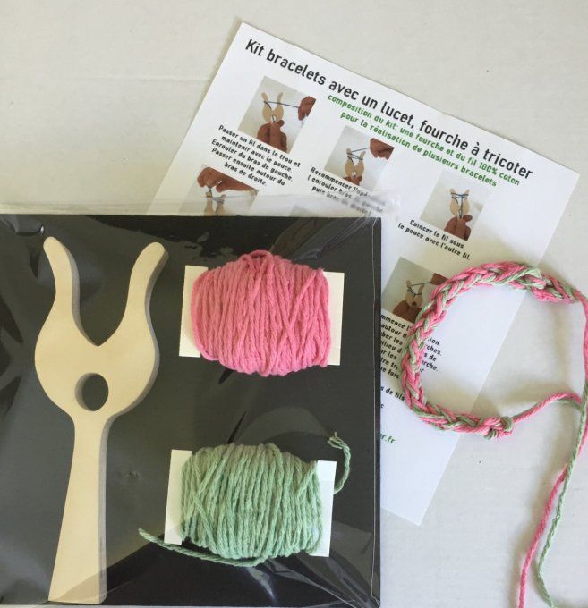 Kit : "Crée tes bracelets avec une fourche à tricoter". ( rose et vert amande)