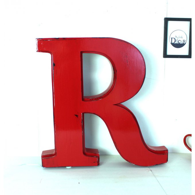 Lettre lumineuse géante R à poser de 50 cm de hauteur couleur personnalisable.