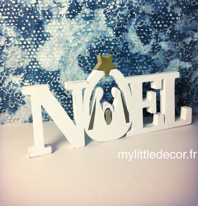 Mot en bois Noël avec crèche intégrée, taille XXL. couleur blanc et or.