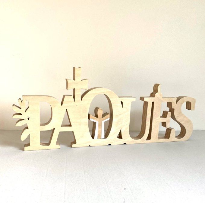 Mot en bois Pâques taille L .