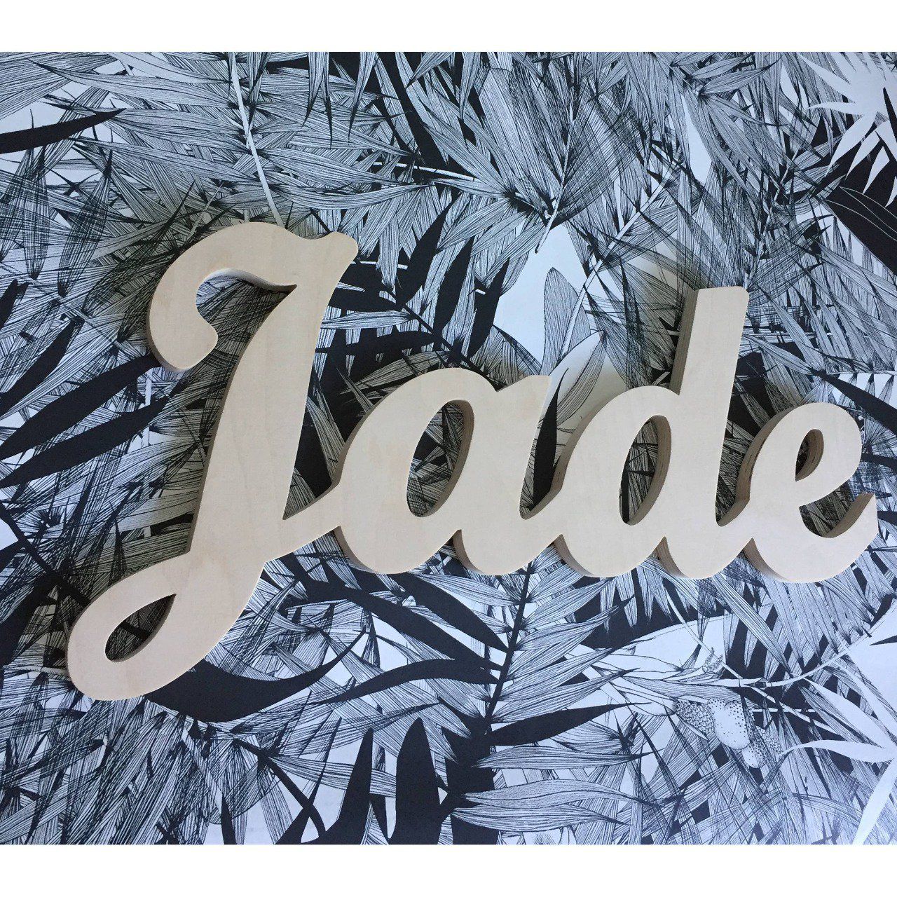 Grand prénom Jade, finition naturelle.
