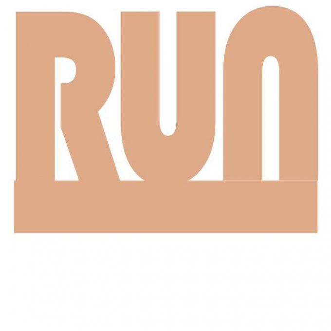 Réservé : Mot brut RUN avec tourillons.