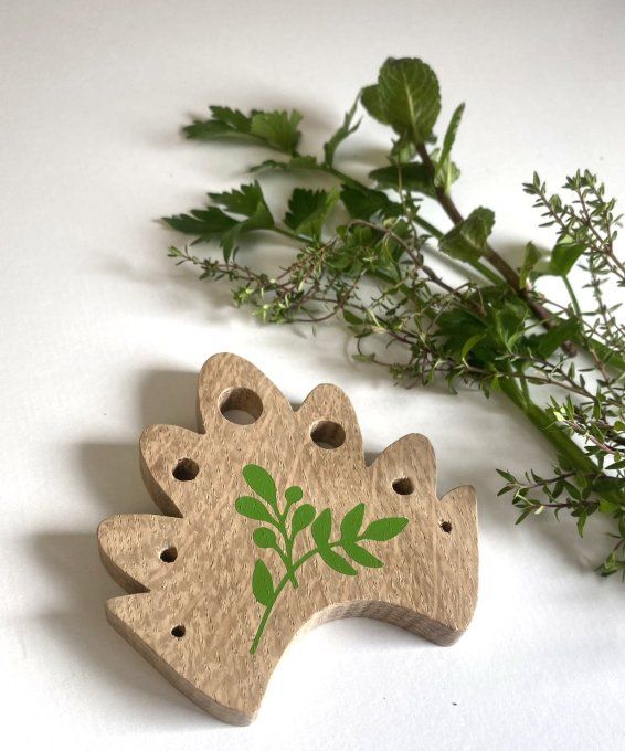 Effeuilleur en bois de chêne. 