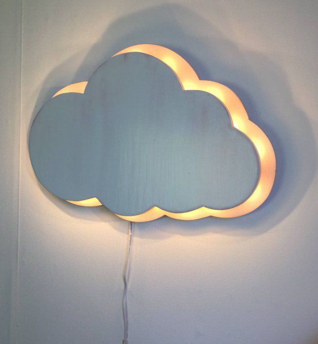 Veilleuse nuage avec couleurs personnalisables.