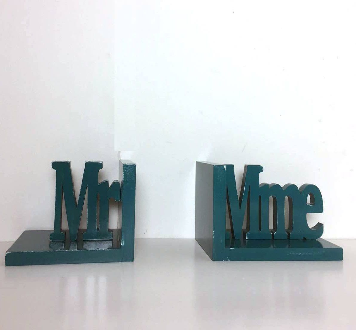 Lot de serre-livres Mr et Mme avec couleur personnalisable.